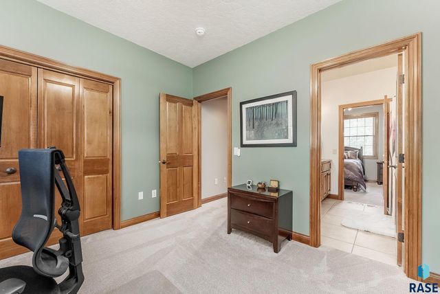6229 S Tomar Rd, Sioux Falls, SD 57108