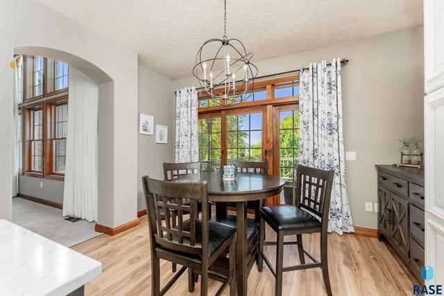 6229 S Tomar Rd, Sioux Falls, SD 57108