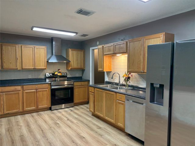 9368 Wardlow Drive, Shreveport, LA 71106