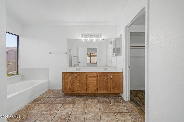 11605 W CITRUS Grove, Avondale, AZ 85392