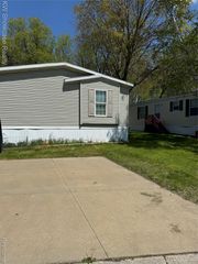1414 Nardeer St., Novi, MI 48374