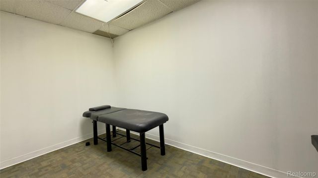 28917 7 Mile Road, Livonia, MI 48152