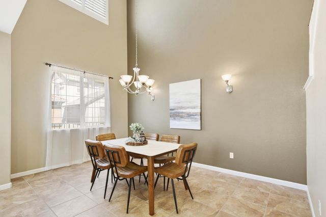 1789 Camino Real Way, Roseville, CA 95747