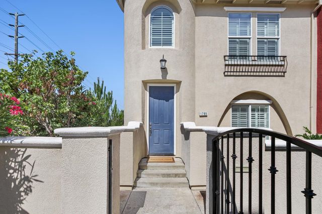 1789 Camino Real Way, Roseville, CA 95747