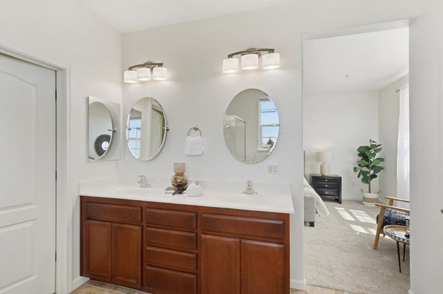 1789 Camino Real Way, Roseville, CA 95747