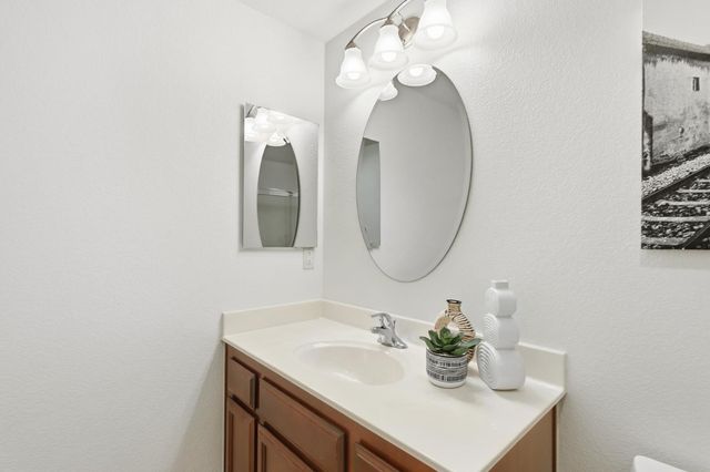 1789 Camino Real Way, Roseville, CA 95747