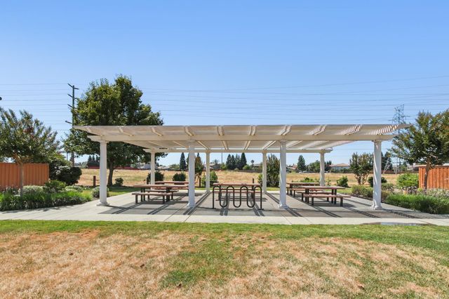 1789 Camino Real Way, Roseville, CA 95747