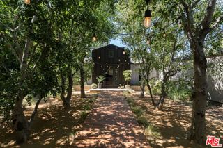 226 S Rimpau Boulevard, Los Angeles, CA 90004