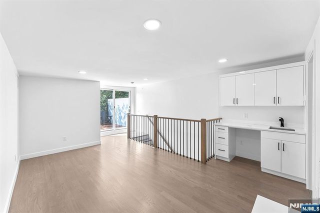 232 Grant Avenue, Cliffside Park, NJ 07010