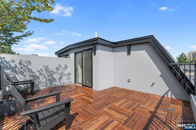 232 Grant Avenue, Cliffside Park, NJ 07010