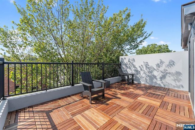 232 Grant Avenue, Cliffside Park, NJ 07010