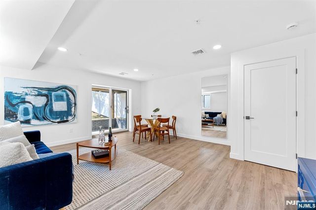 232 Grant Avenue, Cliffside Park, NJ 07010