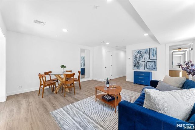 232 Grant Avenue, Cliffside Park, NJ 07010