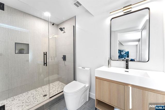 232 Grant Avenue, Cliffside Park, NJ 07010