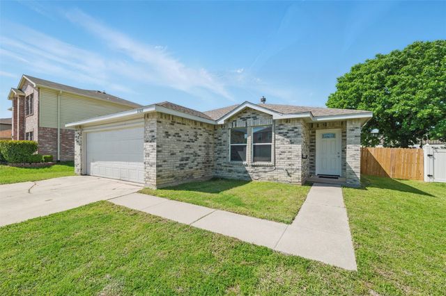 1105 Bannack Drive, Arlington, TX 76001