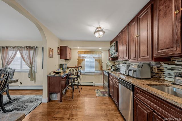 1008 Wood Park Drive, Baldwin, NY 11510