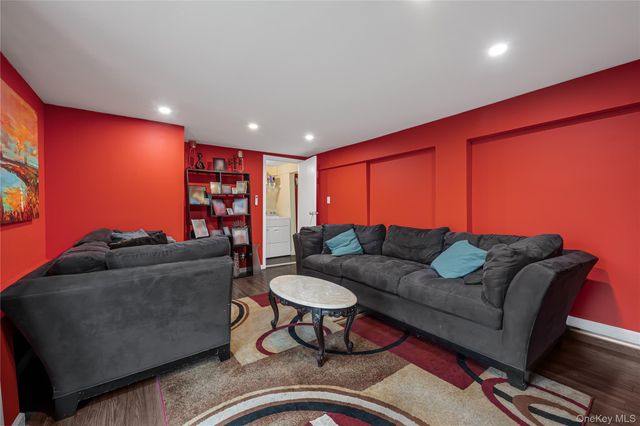 1008 Wood Park Drive, Baldwin, NY 11510