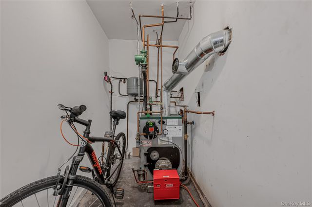 1008 Wood Park Drive, Baldwin, NY 11510