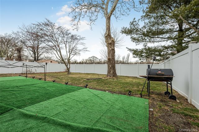 1008 Wood Park Drive, Baldwin, NY 11510