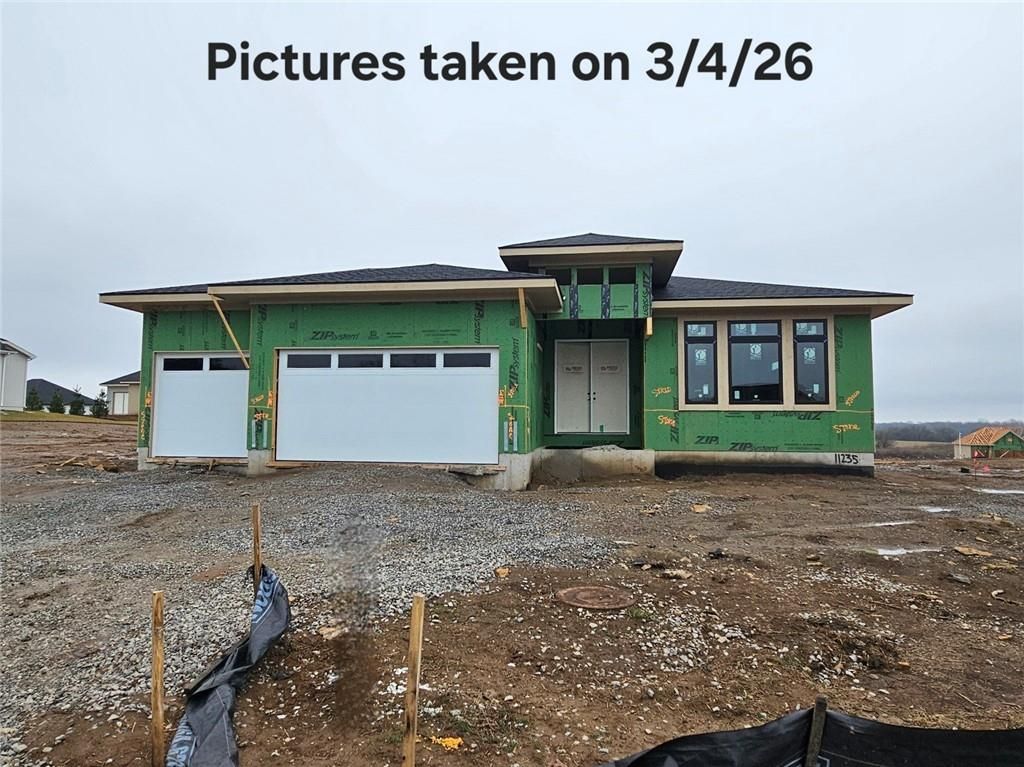 11235 S Gleason Road, Olathe, KS 66061