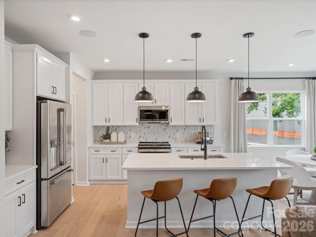 721 Bowery Place, Cramerton, NC 28032