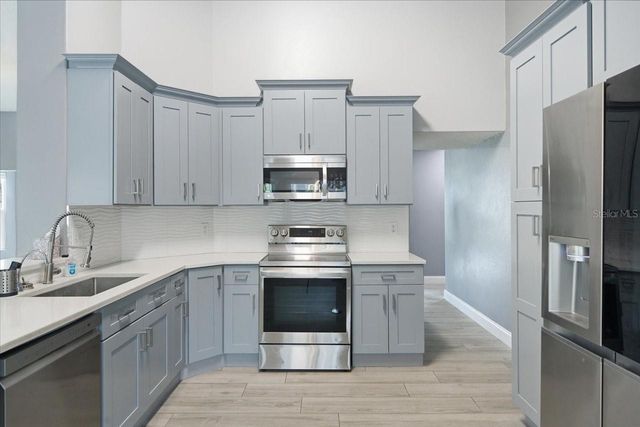 14903 BARBY AVENUE, Tampa, FL 33625