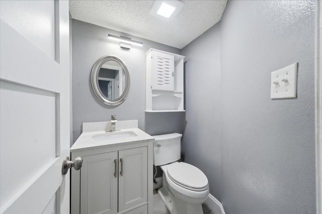 14903 BARBY AVENUE, Tampa, FL 33625