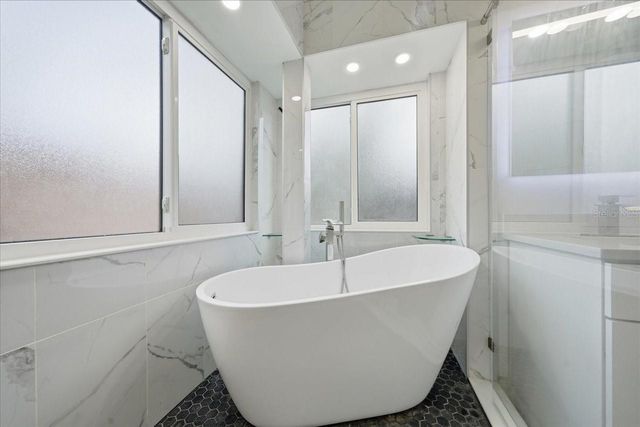 14903 BARBY AVENUE, Tampa, FL 33625