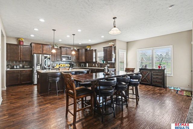 6418 N 163rd Street, Omaha, NE 68116