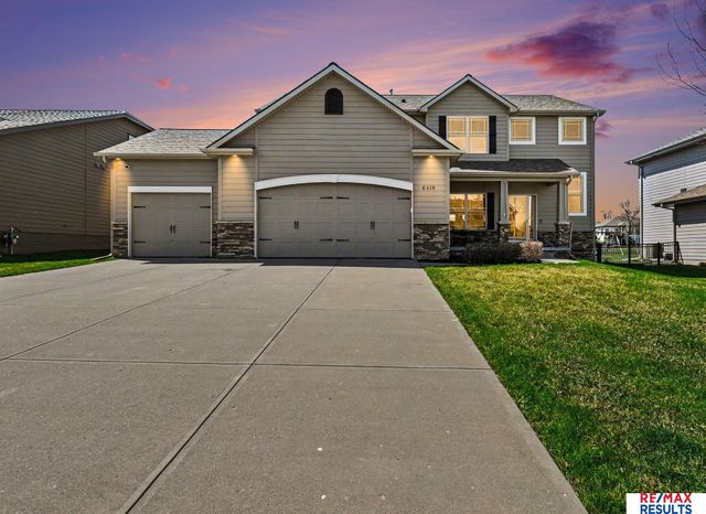 6418 N 163rd Street, Omaha, NE 68116