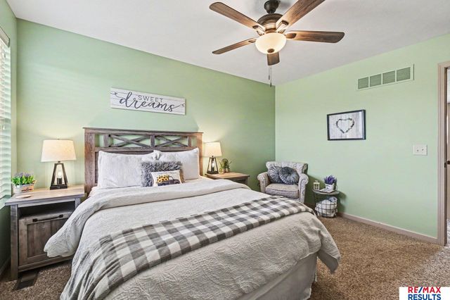 6418 N 163rd Street, Omaha, NE 68116