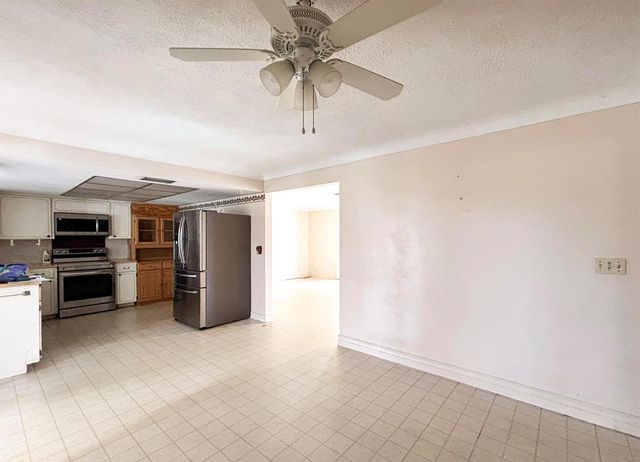 441 SW 6th Avenue, Boynton Beach, FL 33435