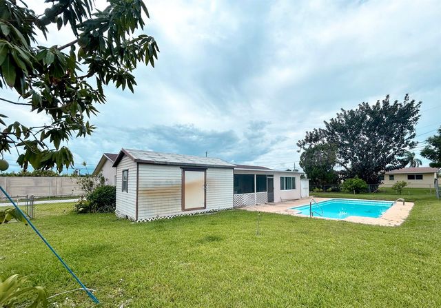 441 SW 6th Avenue, Boynton Beach, FL 33435