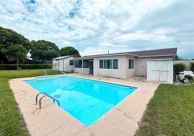 441 SW 6th Avenue, Boynton Beach, FL 33435