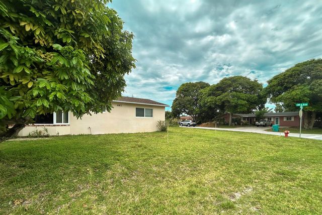 441 SW 6th Avenue, Boynton Beach, FL 33435