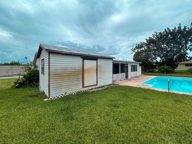441 SW 6th Avenue, Boynton Beach, FL 33435