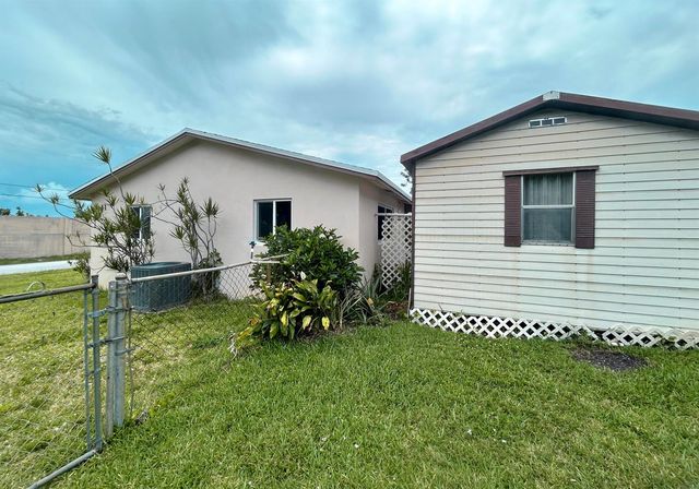 441 SW 6th Avenue, Boynton Beach, FL 33435