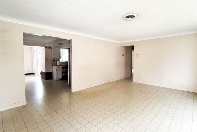 441 SW 6th Avenue, Boynton Beach, FL 33435