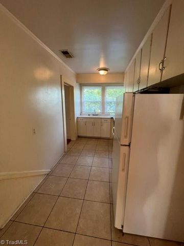 1425 Academy Street Up, Winston-salem, NC 27103