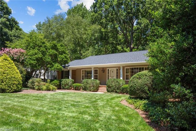 2922 Round Hill Road, Greensboro, NC 27408