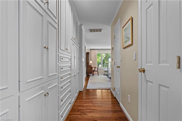 2922 Round Hill Road, Greensboro, NC 27408