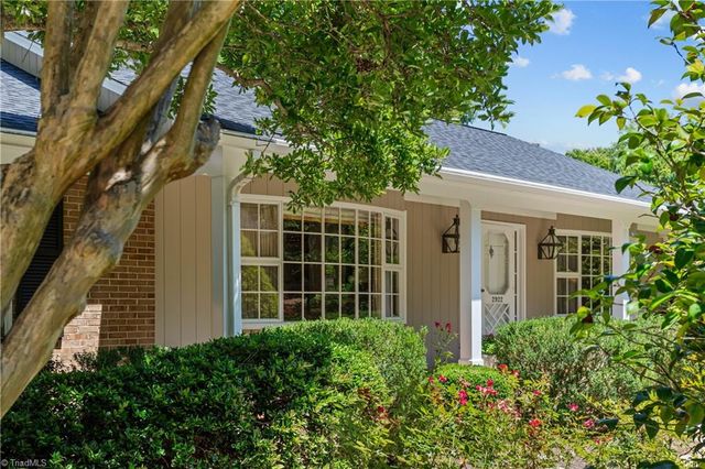 2922 Round Hill Road, Greensboro, NC 27408