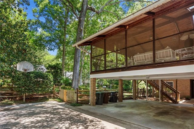 2922 Round Hill Road, Greensboro, NC 27408