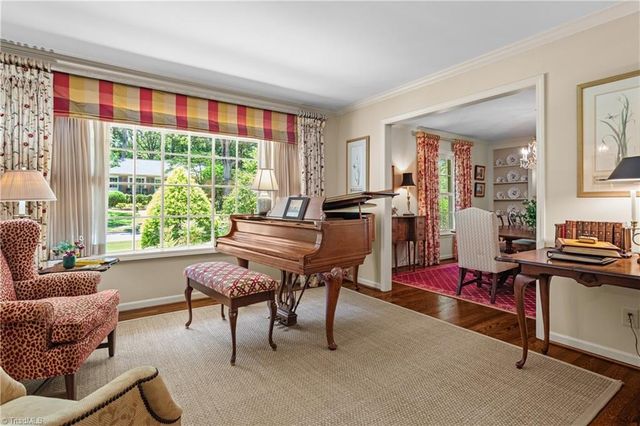 2922 Round Hill Road, Greensboro, NC 27408