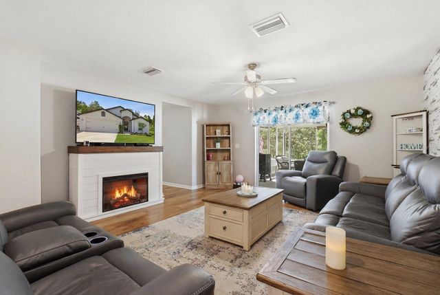 12200 PINE FINCH AVENUE, Weeki Wachee, FL 34614