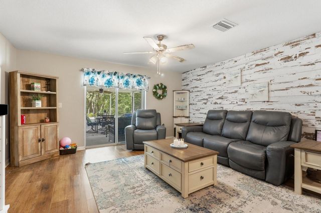 12200 PINE FINCH AVENUE, Weeki Wachee, FL 34614