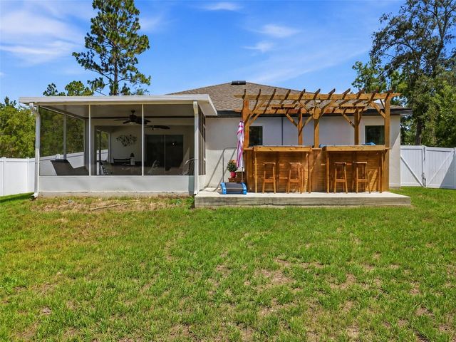 12200 PINE FINCH AVENUE, Weeki Wachee, FL 34614