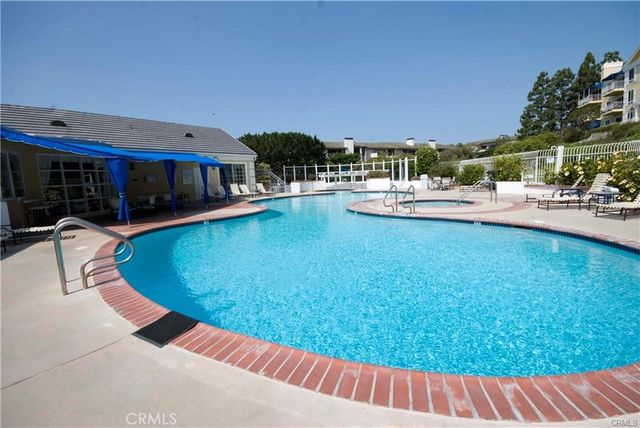 100 Scholz Plaza PH1, Newport Beach, CA 92663