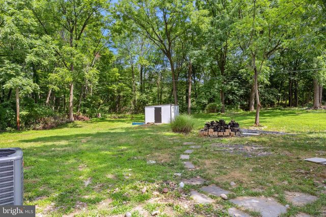290 OXFORD VALLEY RD, Yardley, PA 19067