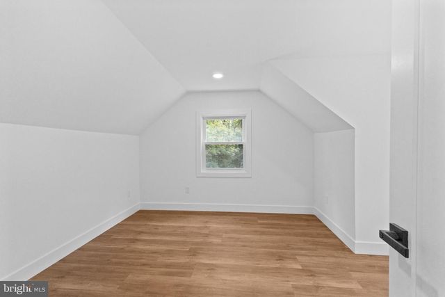 290 OXFORD VALLEY RD, Yardley, PA 19067